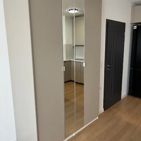 Near Mrbricolage Apartament Warna