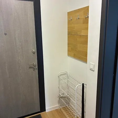 Near Mrbricolage דירה